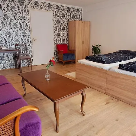 Napvirag - Koezel Mindenhez Apartment