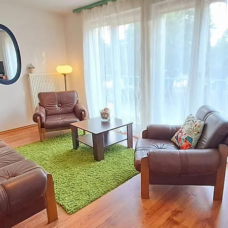 Napvirag - Koezel Mindenhez Apartment