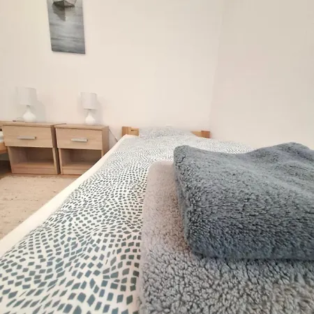 Napvirag - Koezel Mindenhez Apartman
