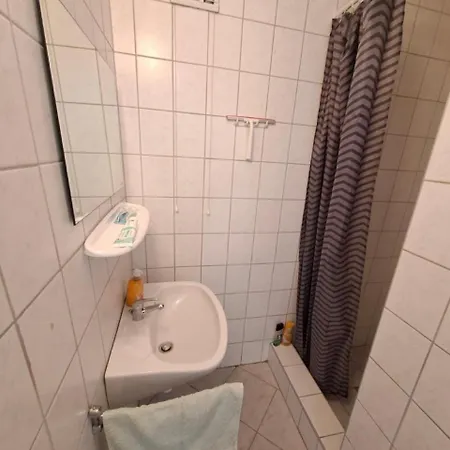 Napvirag - Koezel Mindenhez Apartman *
