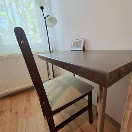Appartement Napvirag - Koezel Mindenhez *