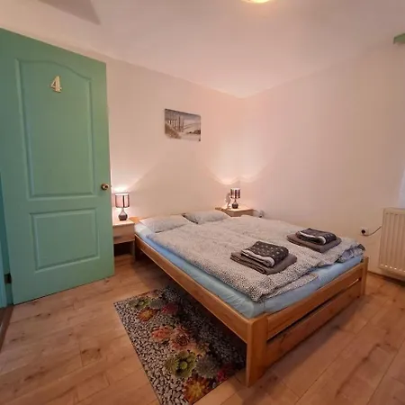 Apartman Napvirag - Koezel Mindenhez *