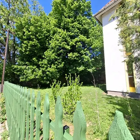 Apartman Napvirág - Közel Mindenhez Balatonakarattya