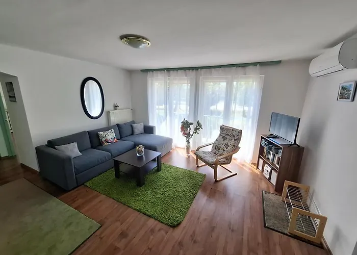 Napvirag - Koezel Mindenhez בלטונקראטיה