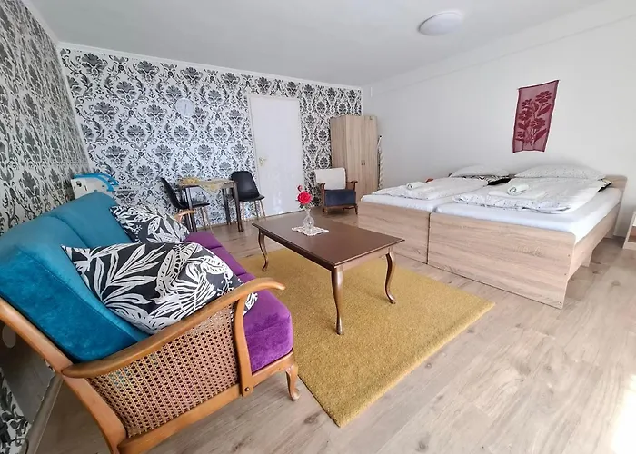 Apartmán Napvirag - Koezel Mindenhez *