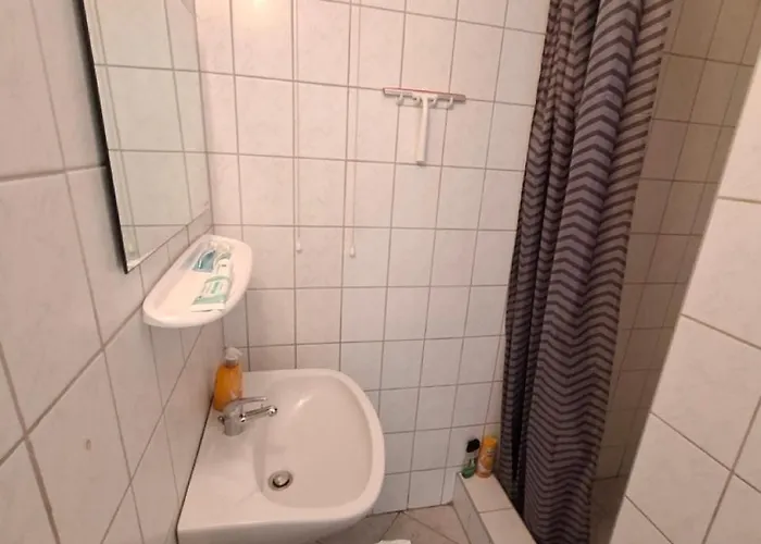 Napvirag - Koezel Mindenhez Apartmán *