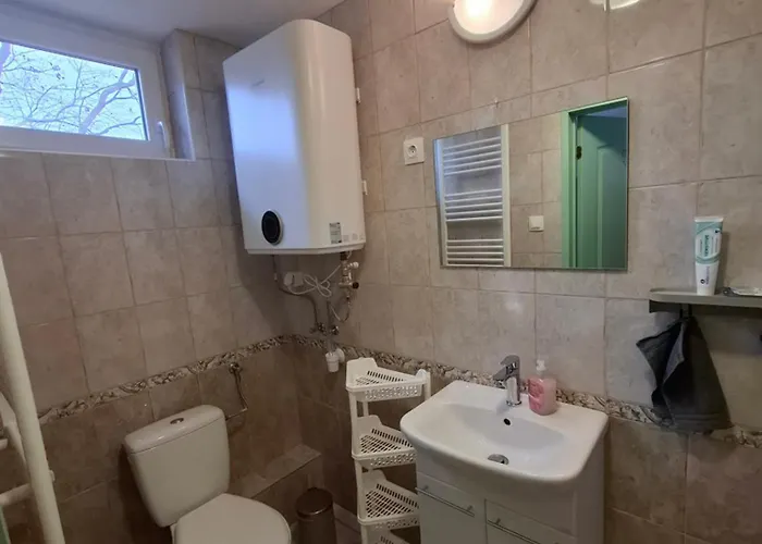 Napvirag - Koezel Mindenhez بالاتوناكاراتيا